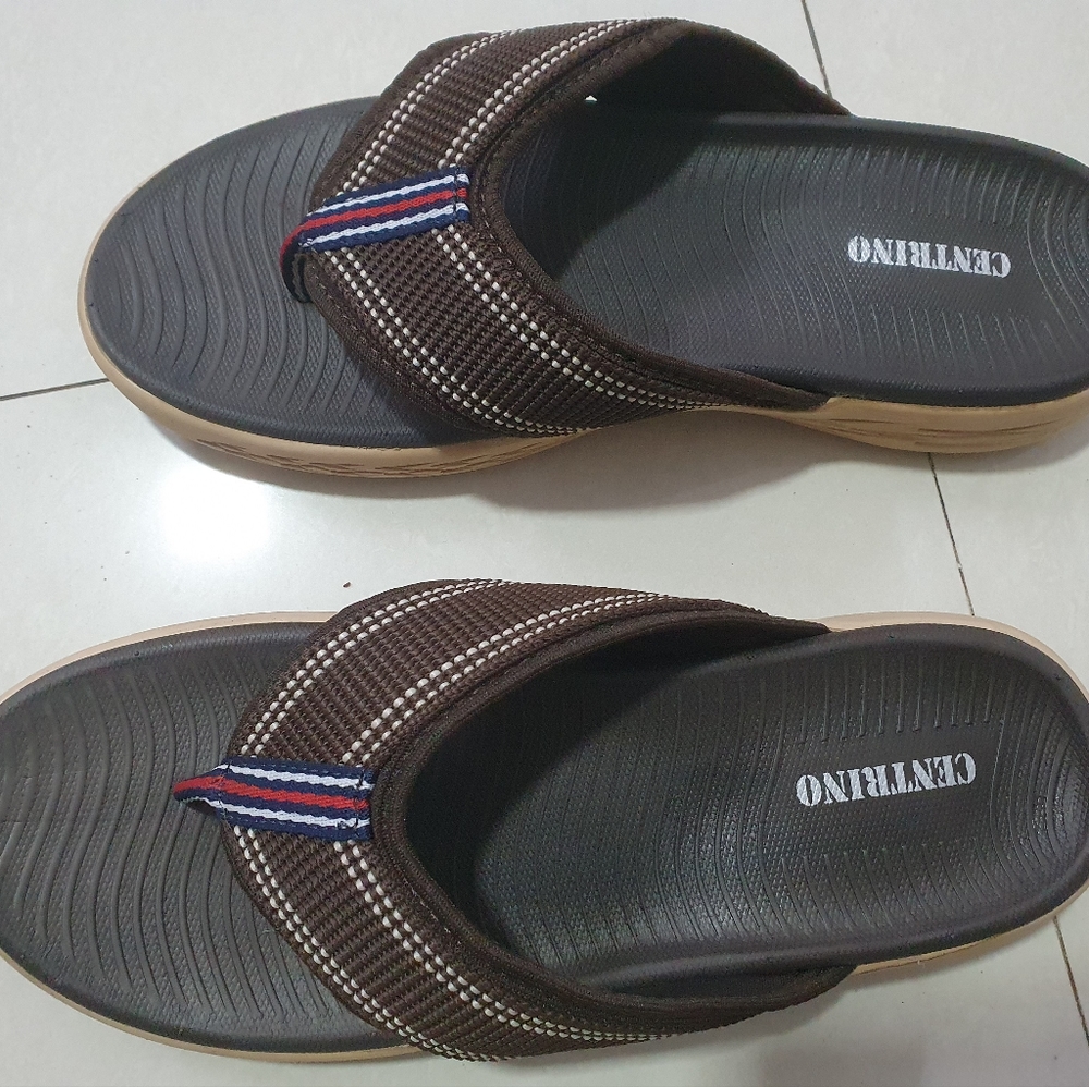BRAND NEW CENTRINO SLIPPERS FIX PRICE 🙏🏻🙏🏻🙏🏻 - Picture 8 of 9